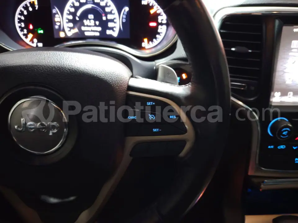 Foto 8 de Jeep Grand Cherokee Laredo