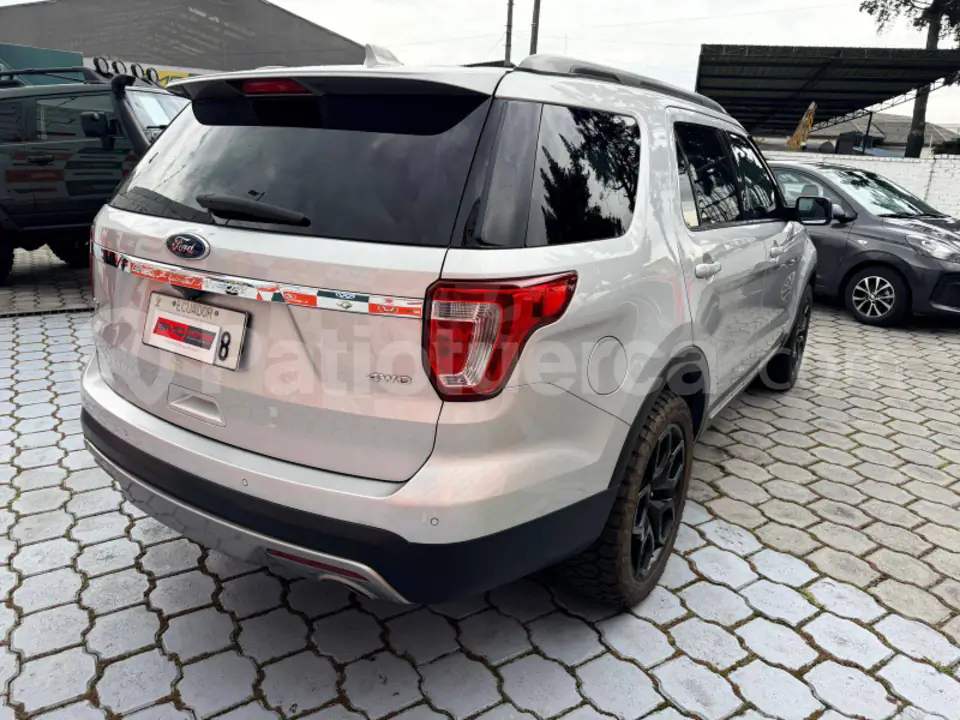 Foto 7 de Ford Explorer XLT