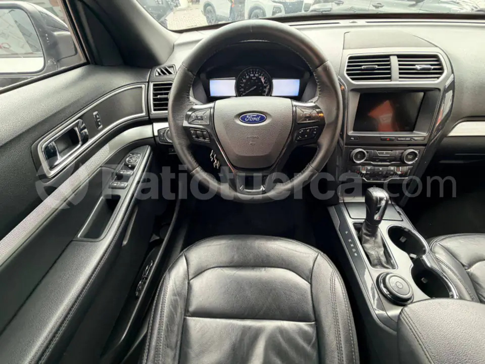 Foto 10 de Ford Explorer XLT
