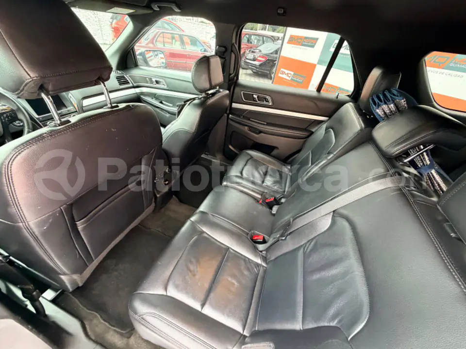 Foto 12 de Ford Explorer XLT