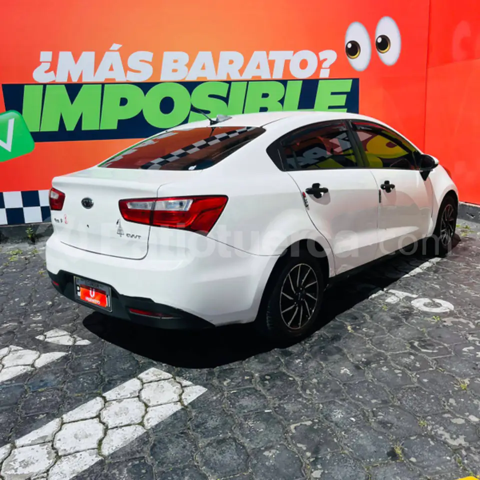 Foto 4 de Kia Rio R LX