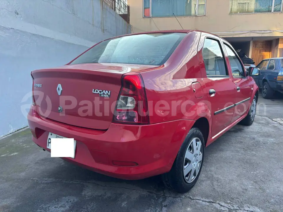 Foto 7 de Renault Logan