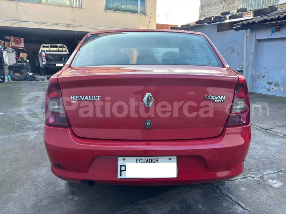 Foto 8 de Renault Logan