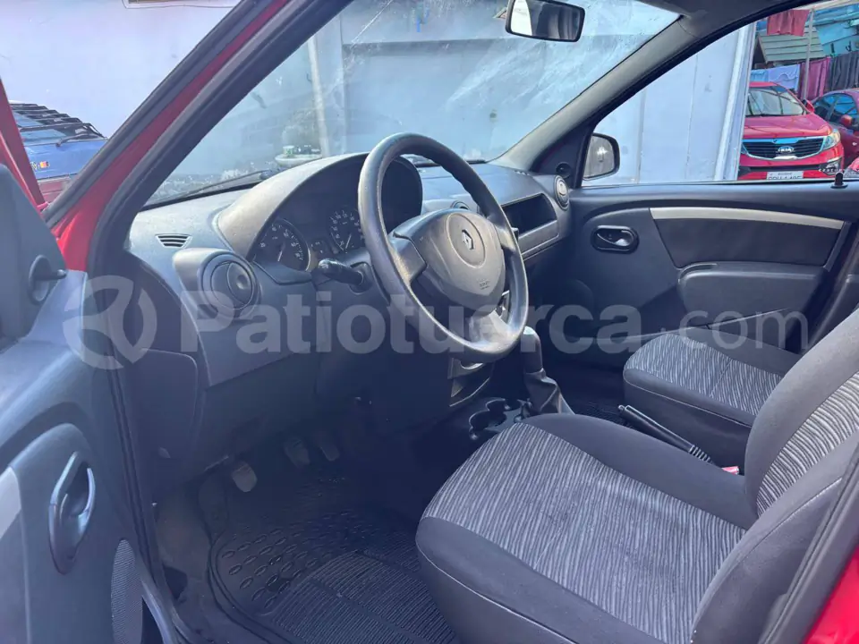 Foto 12 de Renault Logan