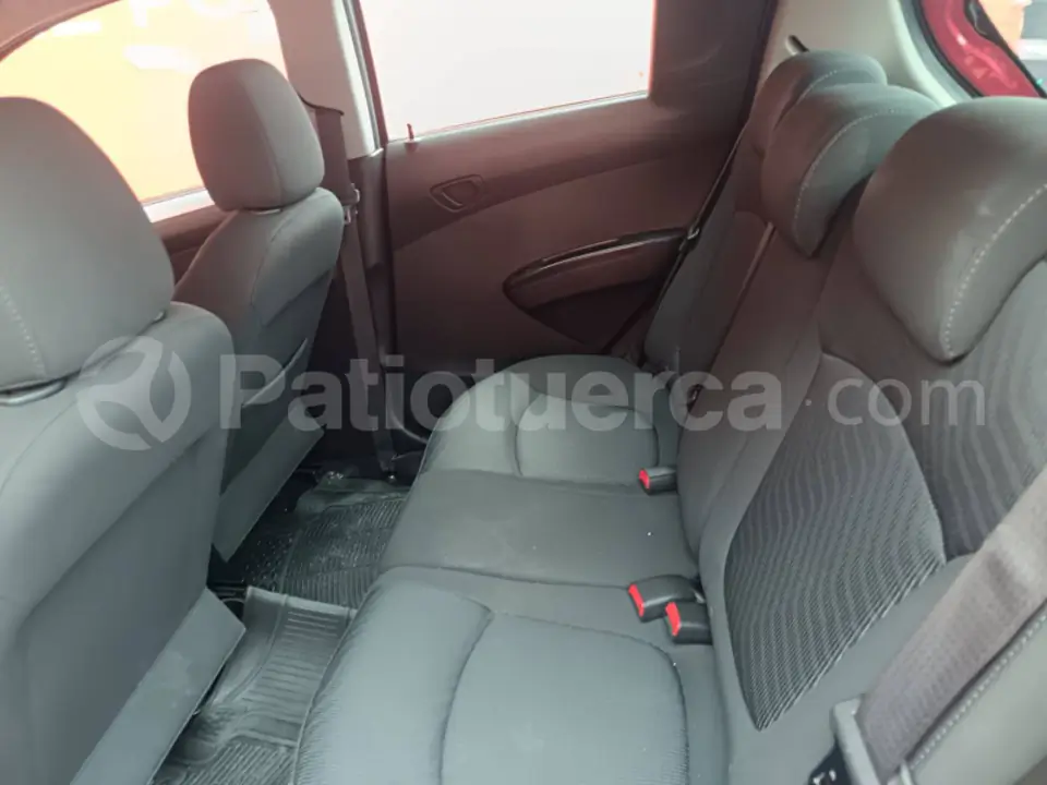 Foto 6 de Chevrolet Spark GT FULL