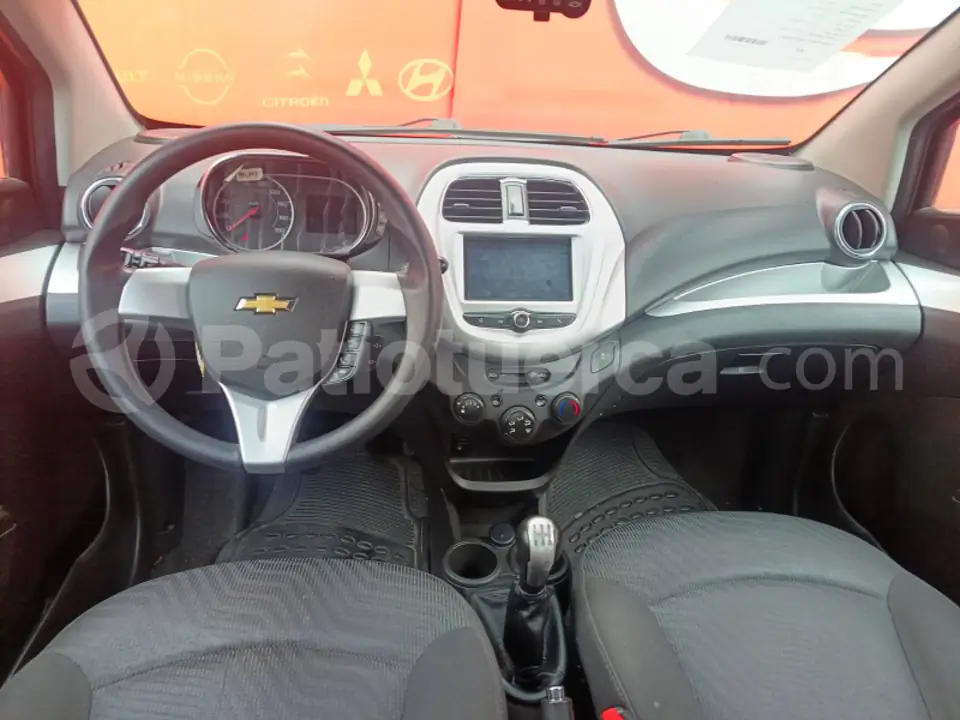 Foto 7 de Chevrolet Spark GT FULL