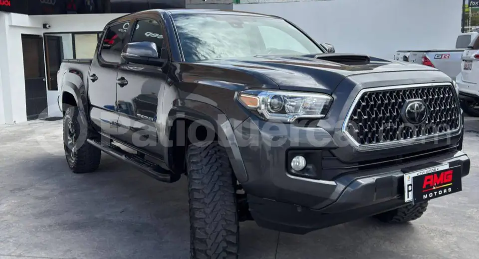 Foto 1 de Toyota Tacoma