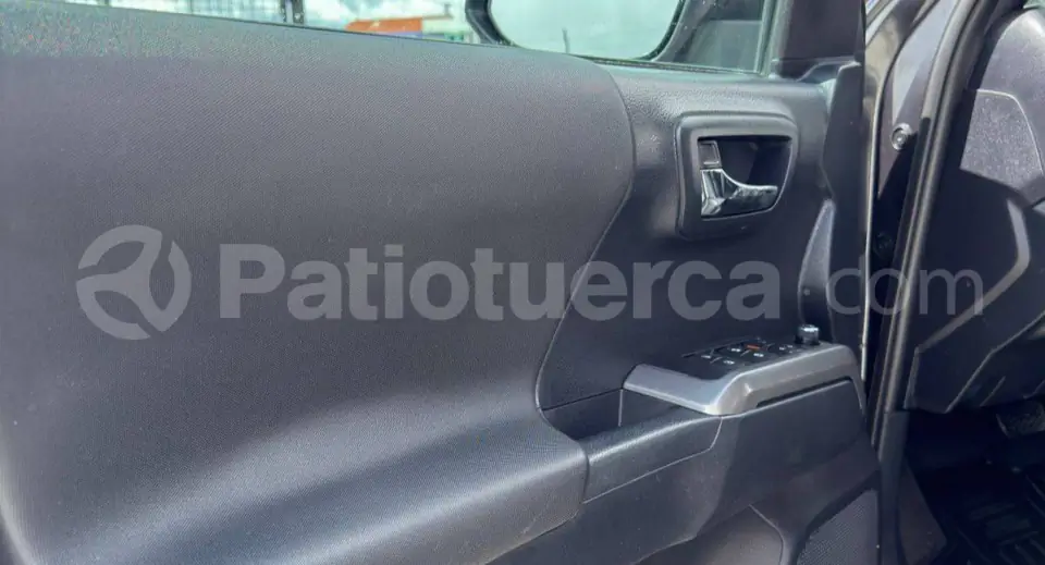 Foto 7 de Toyota Tacoma