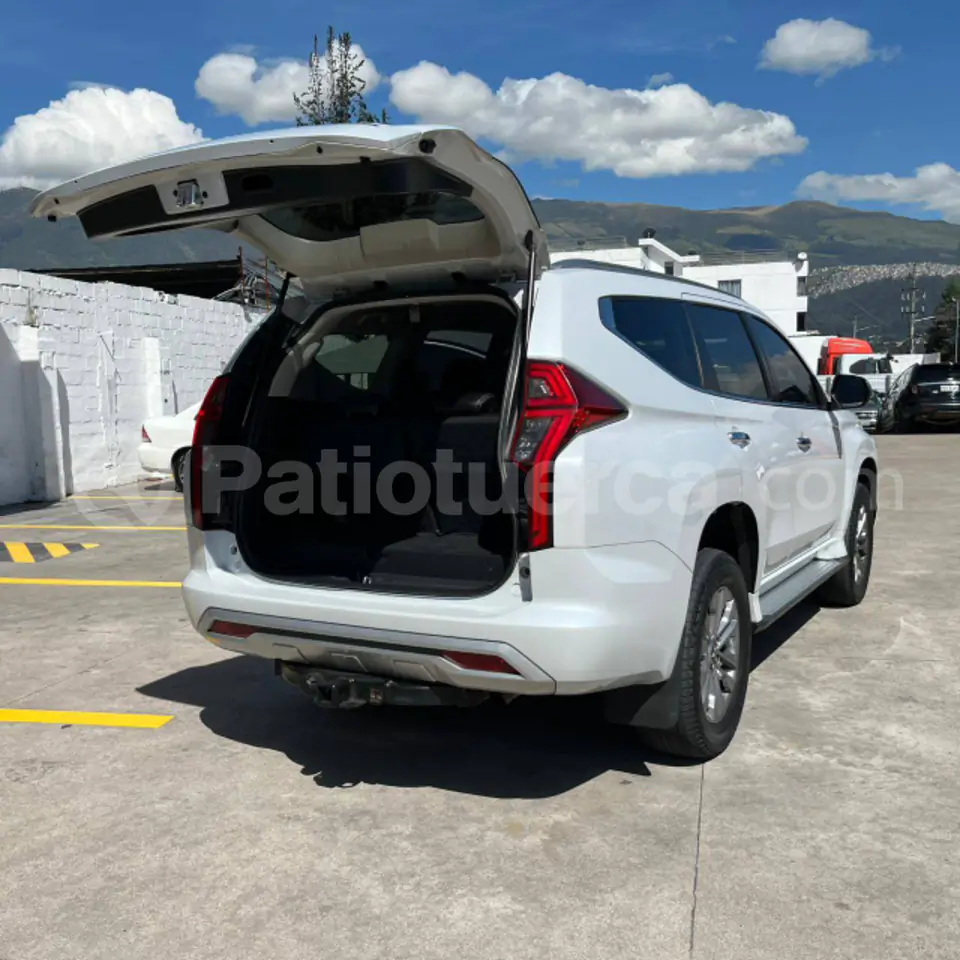 Foto 24 de Mitsubishi Montero Sport