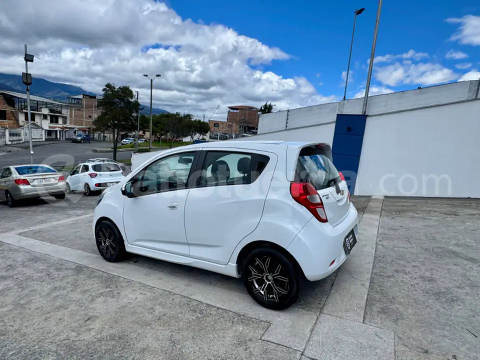 Foto 4 de Chevrolet Spark GT FULL