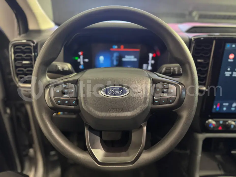 Foto 28 de Ford Everest