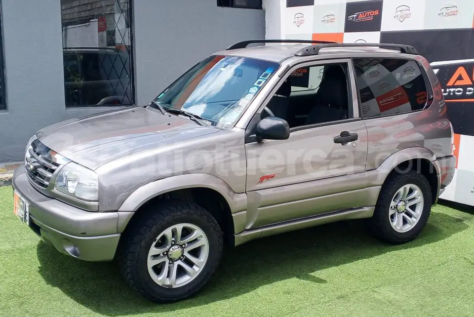 Foto 2 de Chevrolet Grand Vitara 3P Sport
