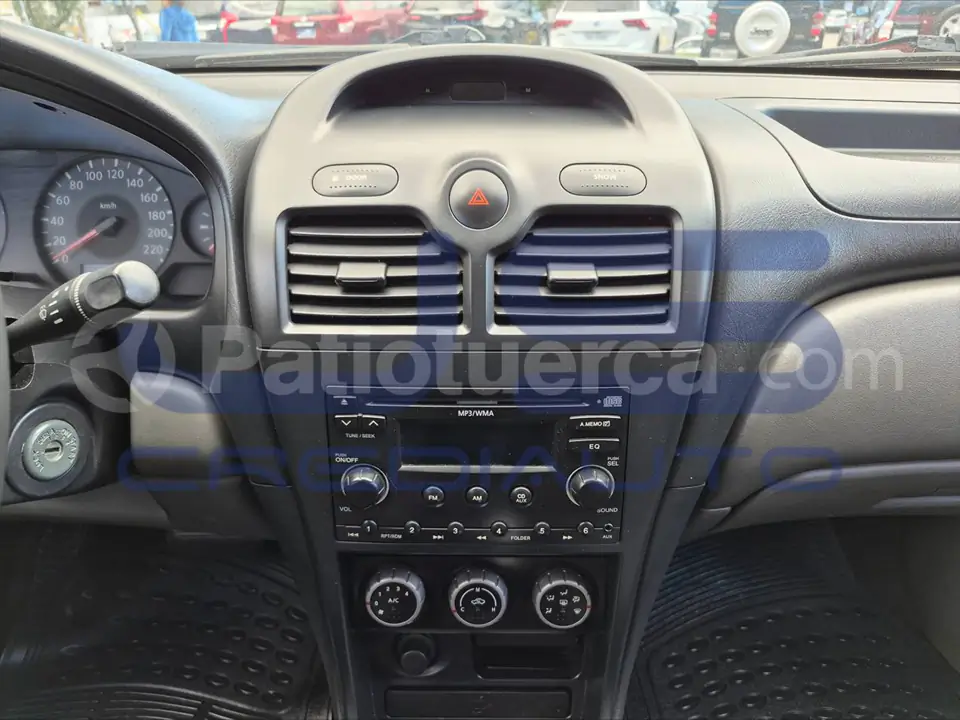 Foto 9 de Nissan Almera