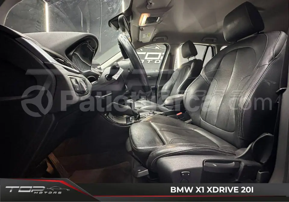 Foto 3 de BMW X1 xDrive20i