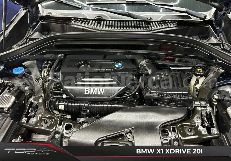 Foto 19 de BMW X1 xDrive20i