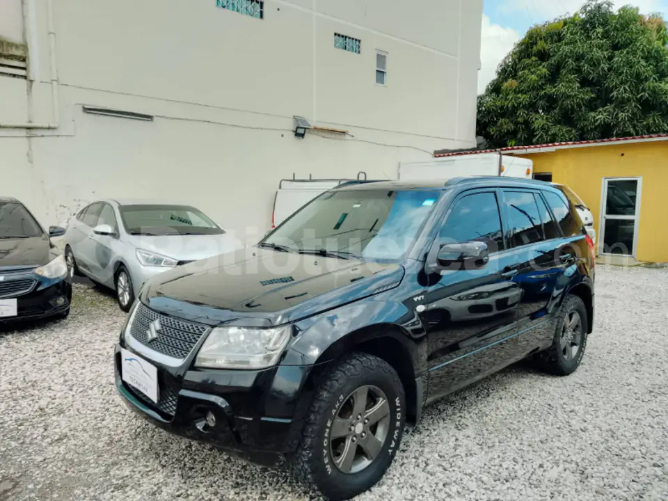 Foto 1 de Suzuki Grand Vitara SZ