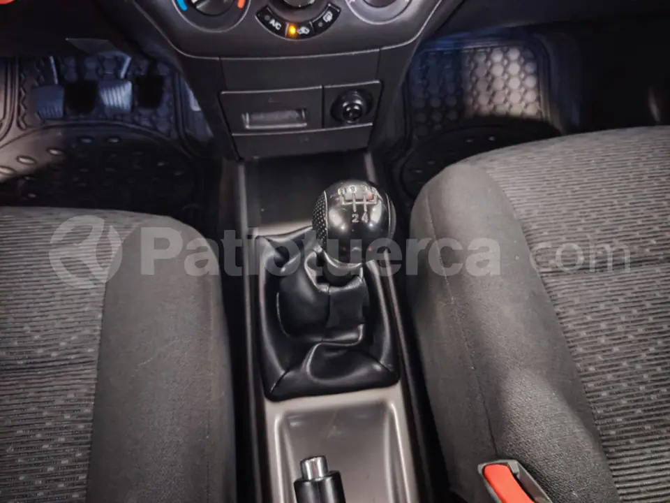 Foto 9 de Chevrolet Aveo Emotion