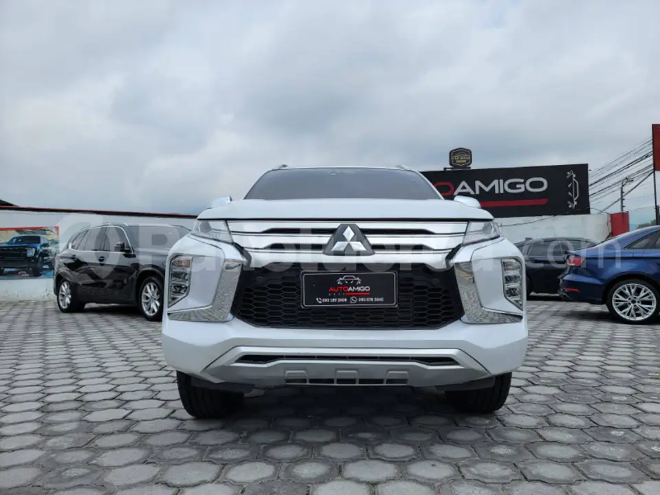 Foto 1 de Mitsubishi Montero Sport