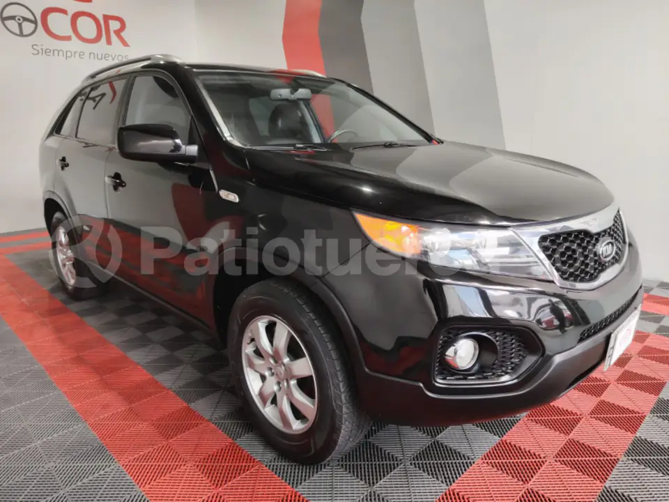 Foto 5 de Kia SORENTO GLS