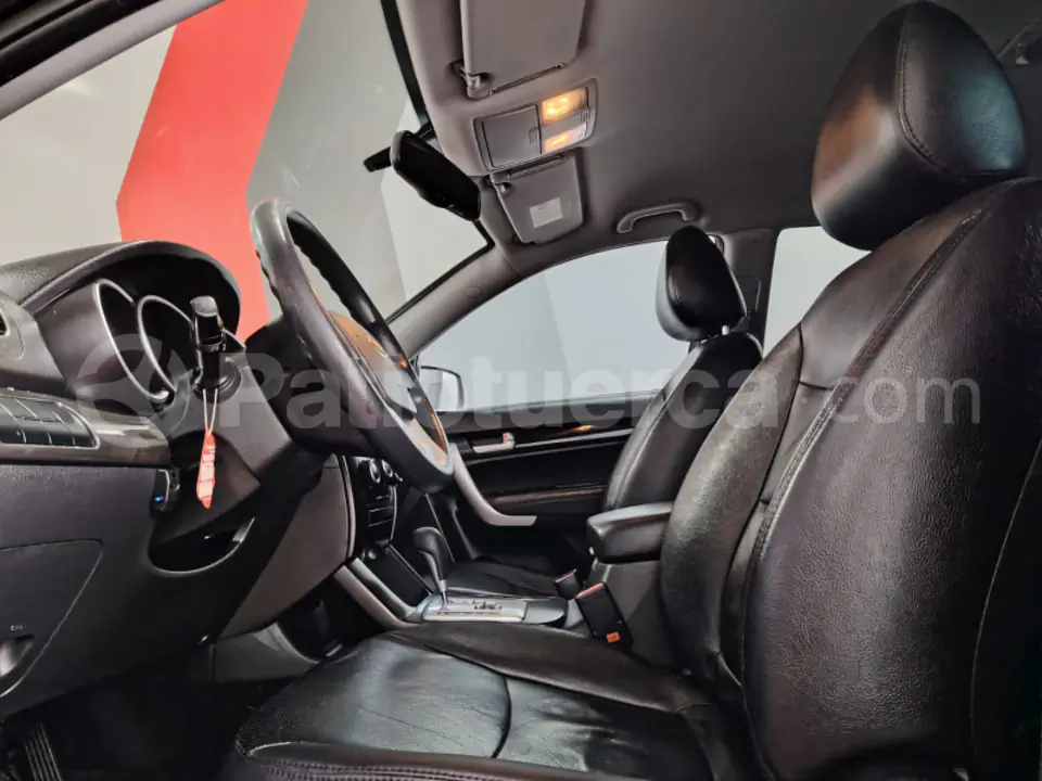 Foto 24 de Kia SORENTO GLS