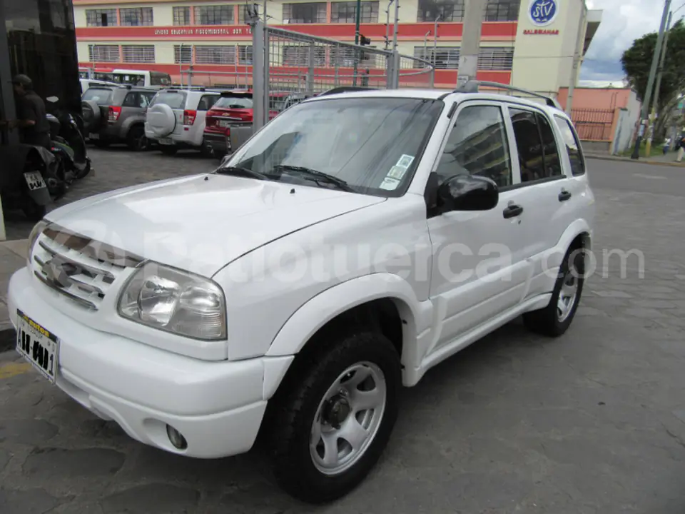 Foto 2 de Chevrolet Grand Vitara 5p 4x2
