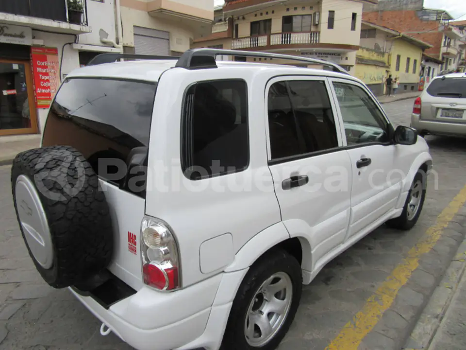 Foto 4 de Chevrolet Grand Vitara 5p 4x2