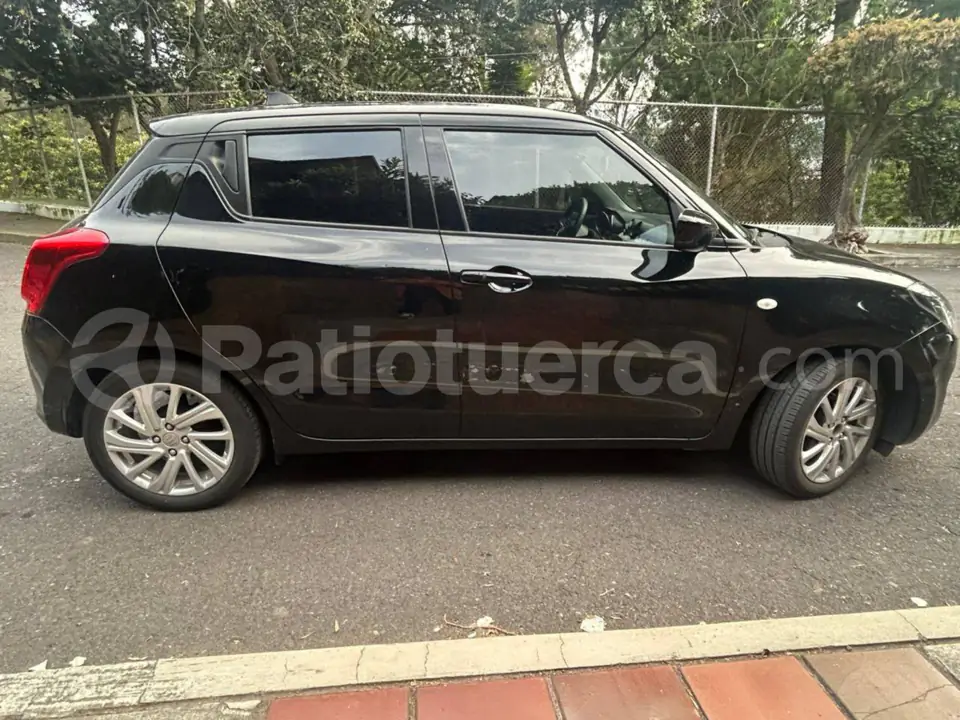 Foto 2 de Suzuki Swift
