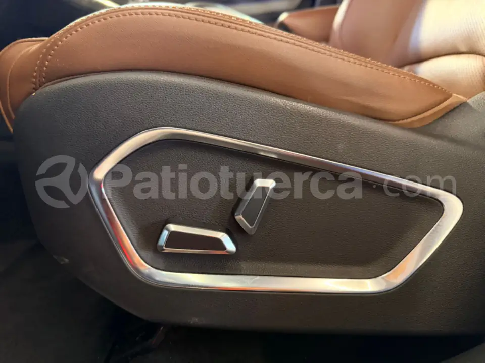 Foto 15 de Geely AZCARRA HYBRID