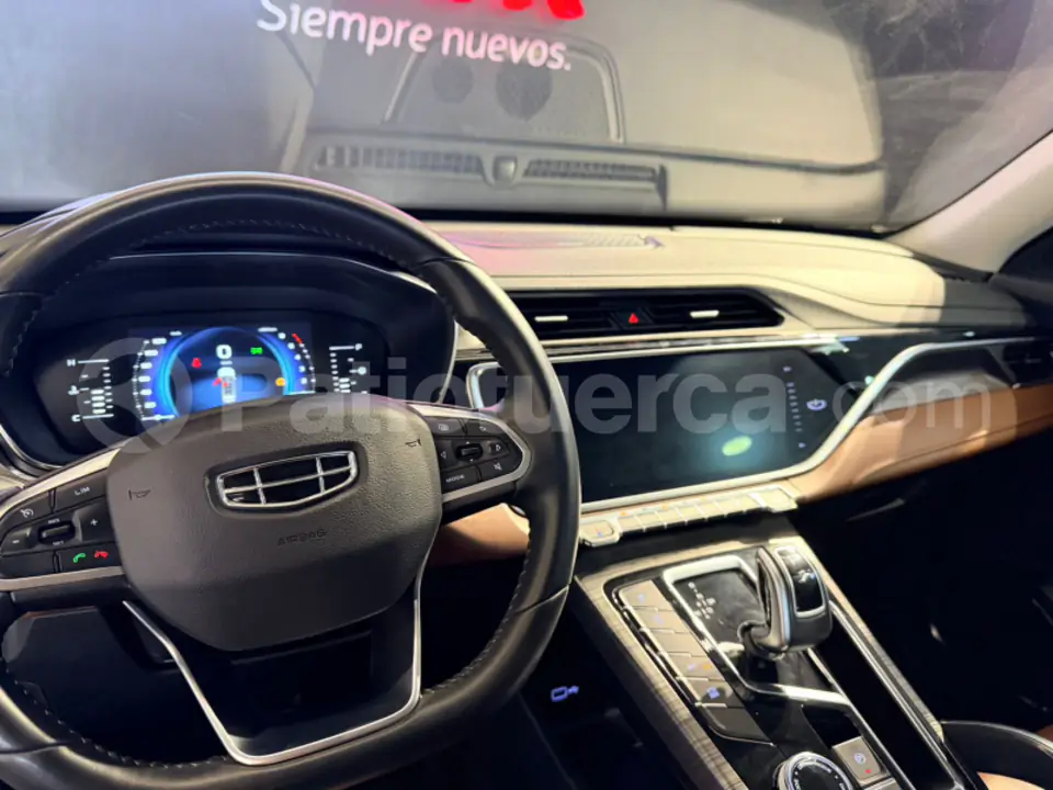 Foto 21 de Geely AZCARRA HYBRID