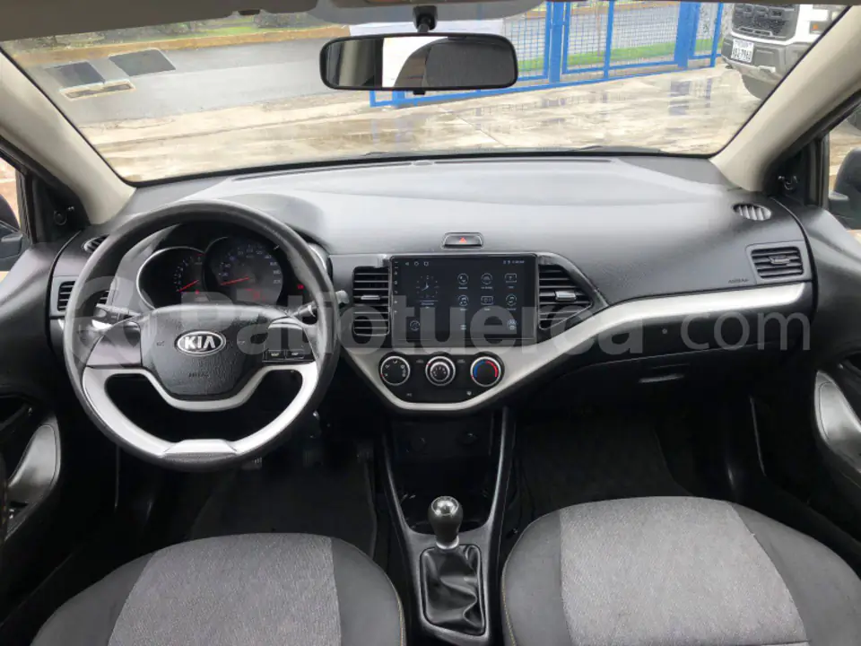 Foto 5 de Kia Picanto LX AC