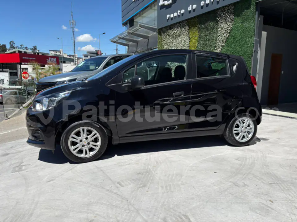 Foto 2 de Chevrolet Spark GT