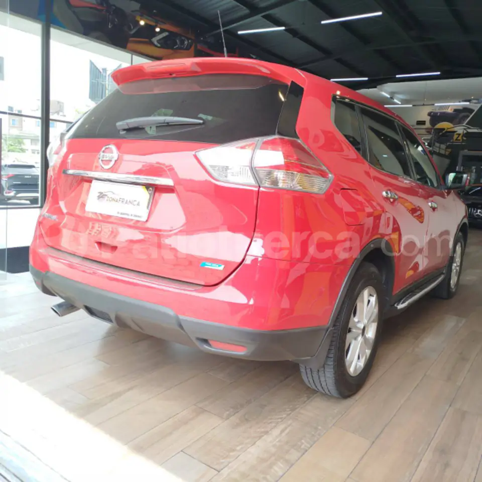 Foto 11 de Nissan X-Trail Sense