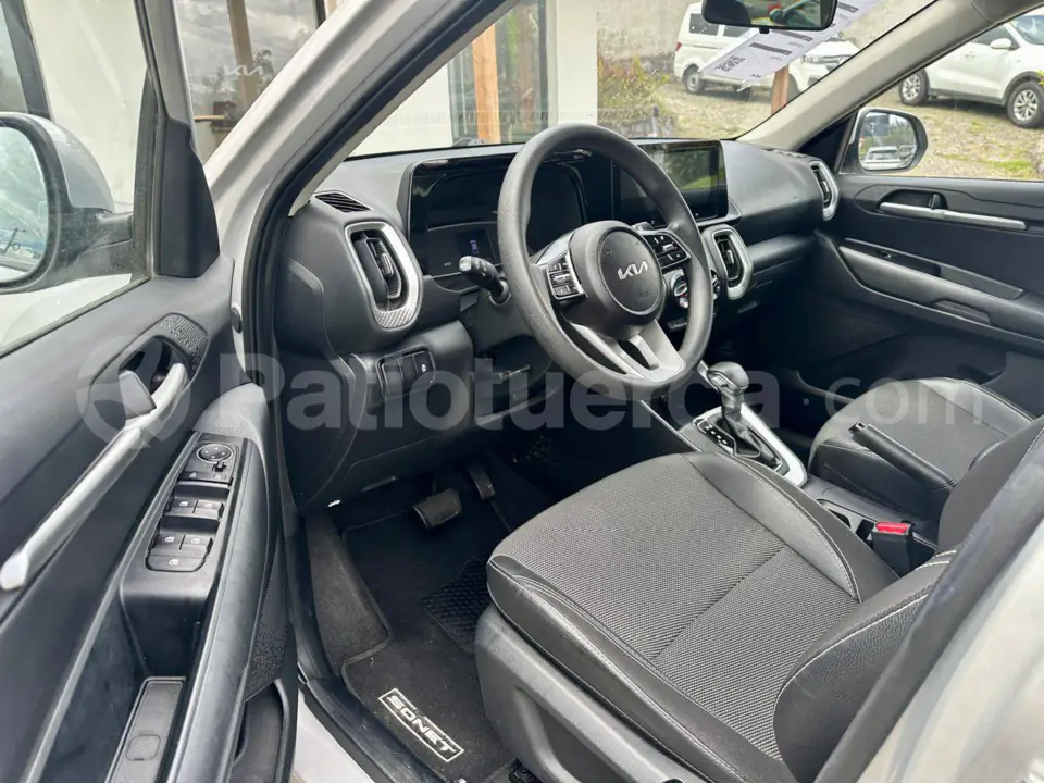 Foto 9 de Kia Sonet AC