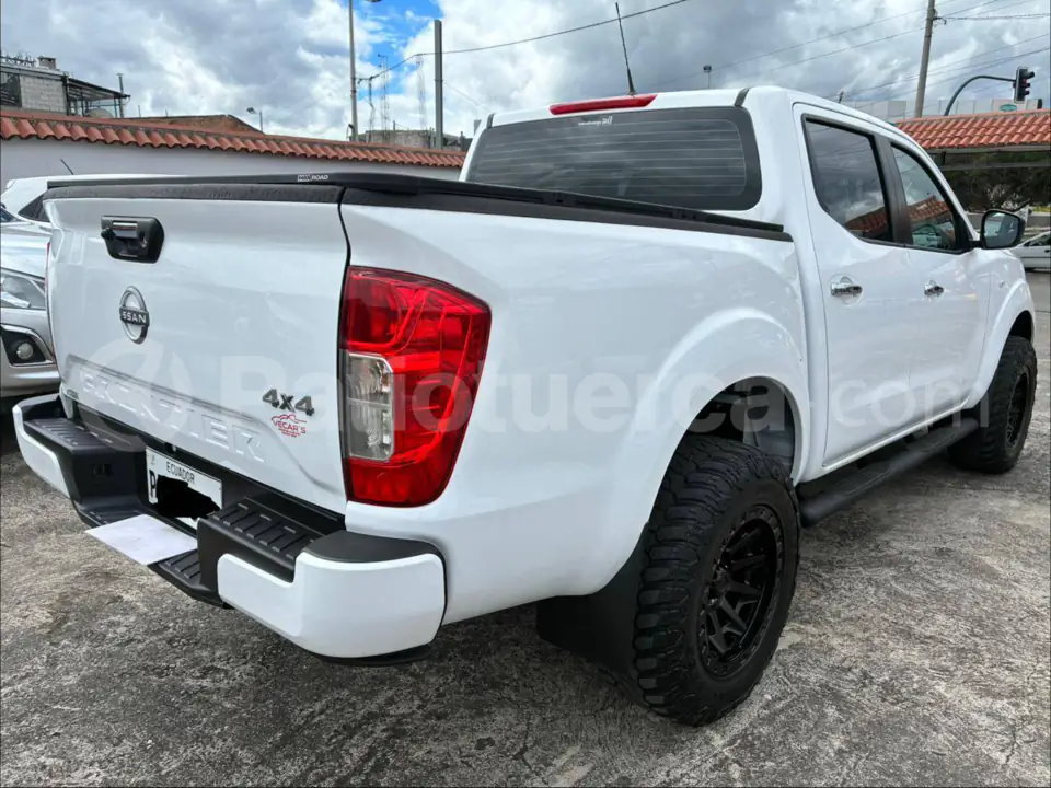 Foto 4 de Nissan Frontier SE
