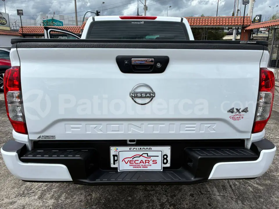 Foto 11 de Nissan Frontier SE