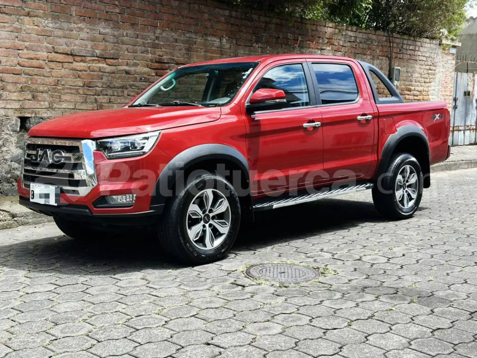 Foto 2 de JAC T8 LUXURY