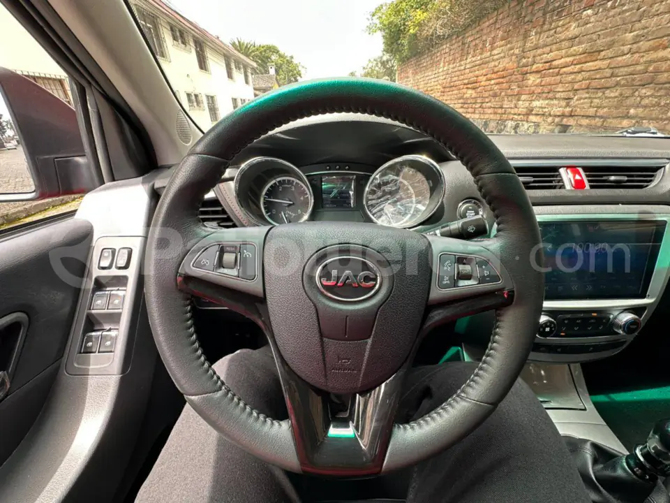 Foto 17 de JAC T8 LUXURY