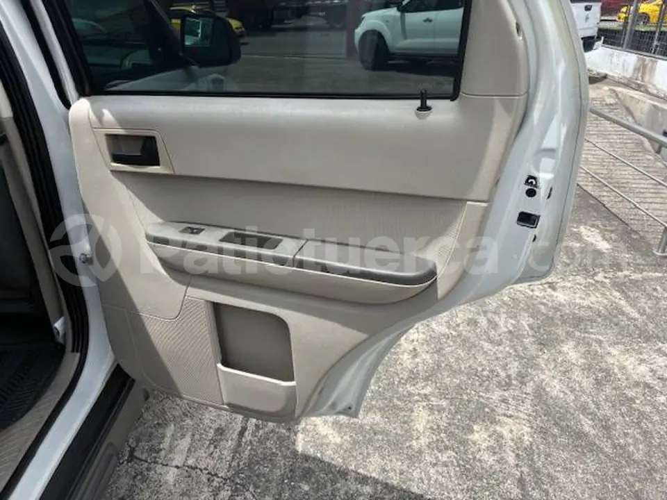 Foto 14 de Ford Escape