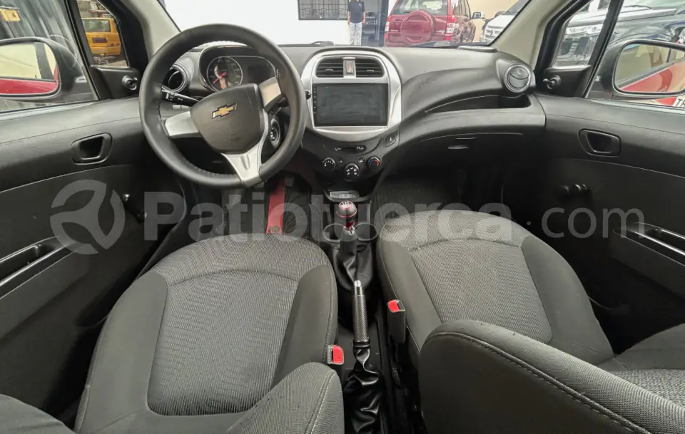 Foto 4 de Chevrolet Spark GT