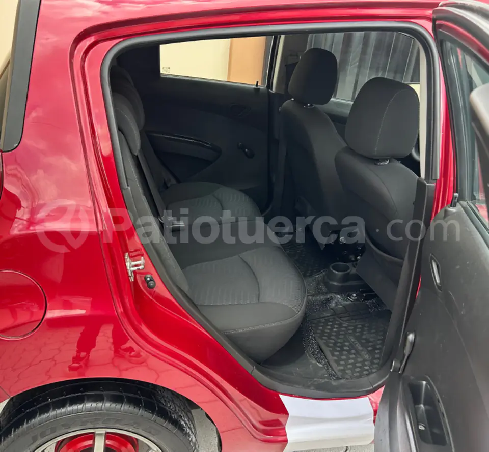 Foto 9 de Chevrolet Spark GT