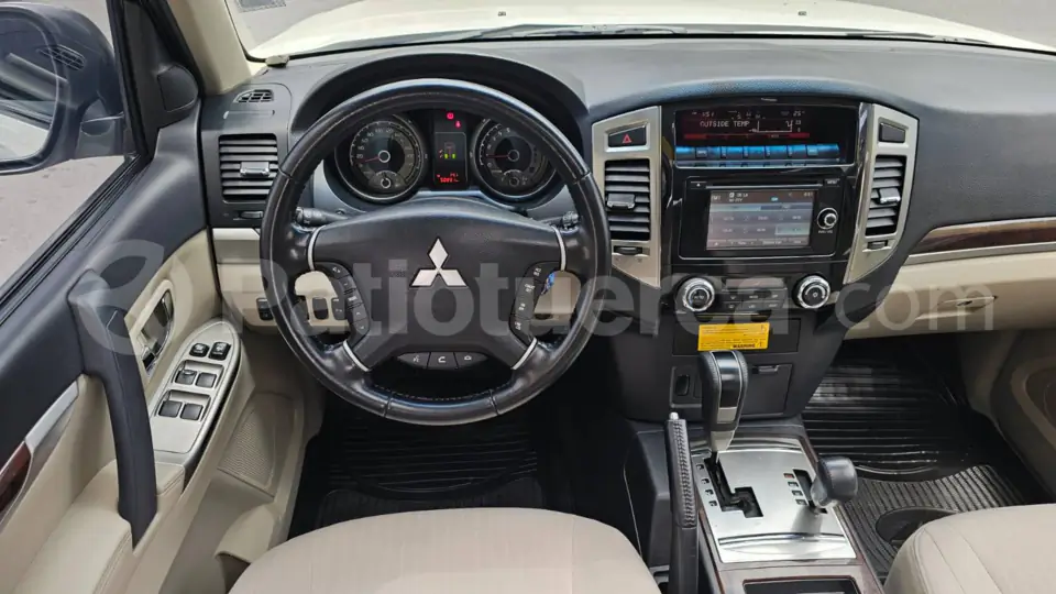 Foto 12 de Mitsubishi Montero Blister