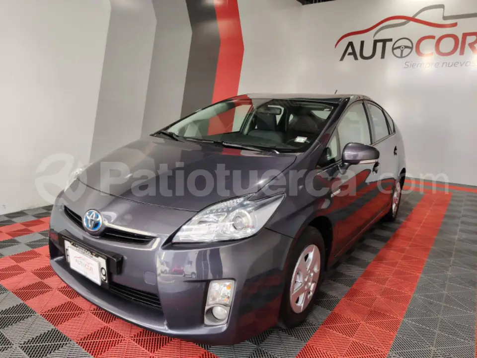 Foto 1 de Toyota Prius 4G
