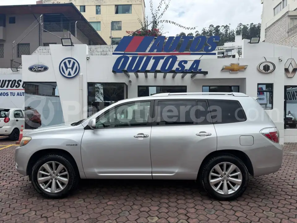 Foto 2 de Toyota Highlander Limited Hibrido