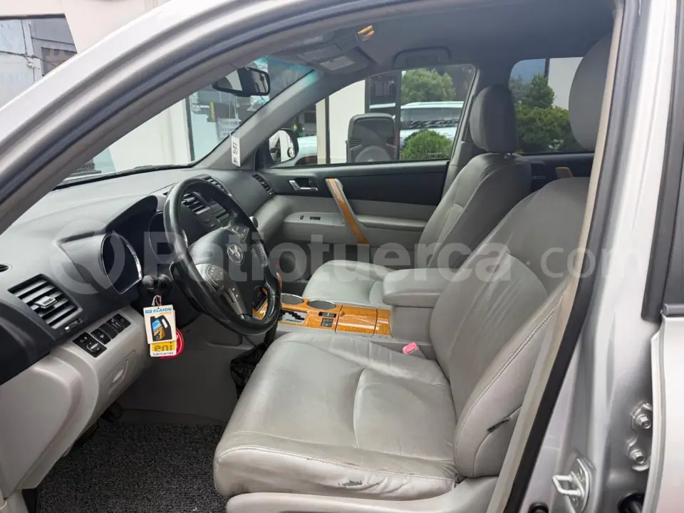Foto 9 de Toyota Highlander Limited Hibrido