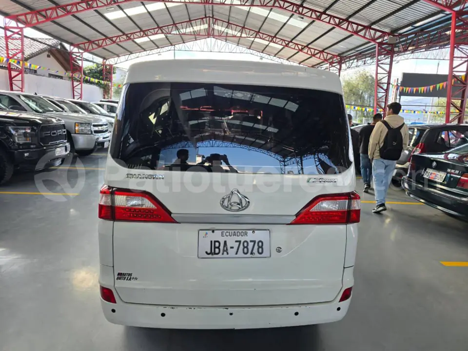 Foto 6 de Changan Star 5 Van Cargo