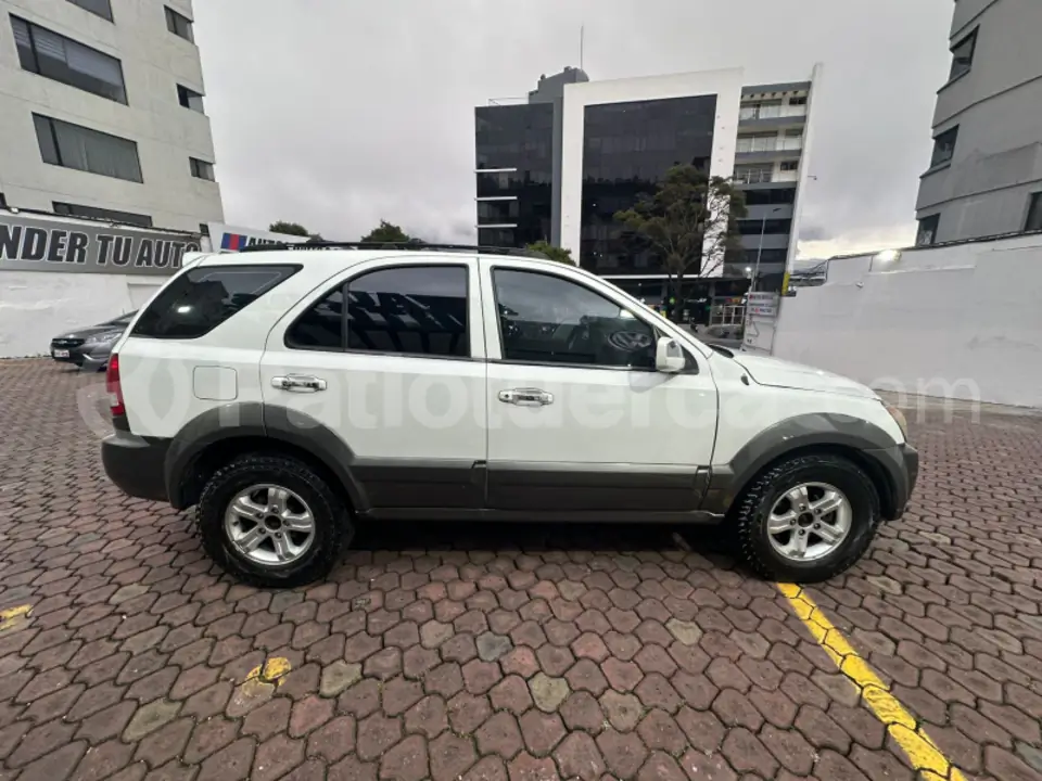 Foto 3 de Kia Sorento