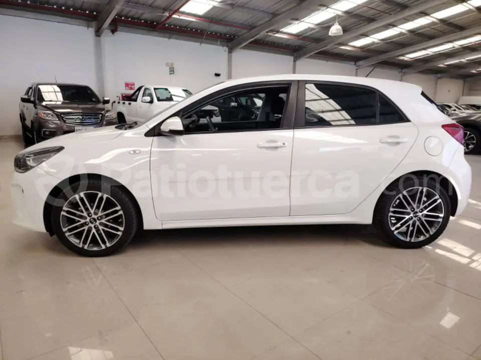 Foto 2 de Kia Rio