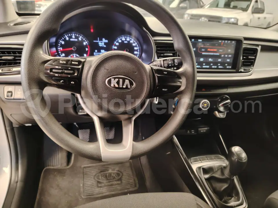 Foto 10 de Kia Rio