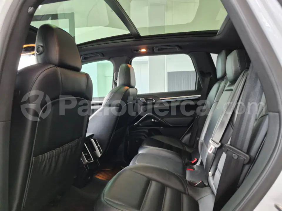 Foto 9 de Porsche Cayenne S