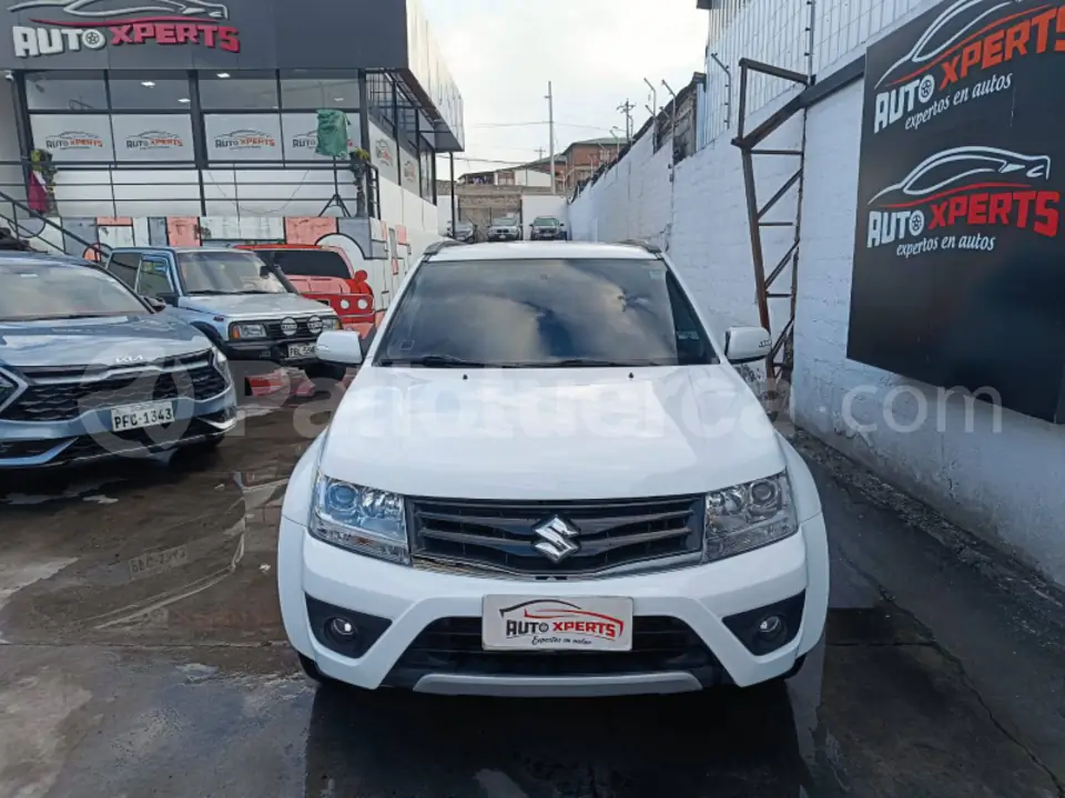 Foto 2 de Suzuki Grand Vitara SZ